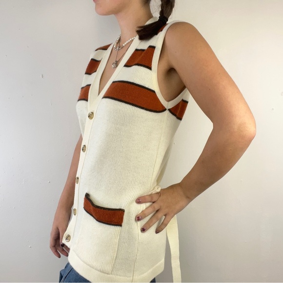 ORANGE AND WHITE KNIT VEST WITH TIE - Picture 4 of 5